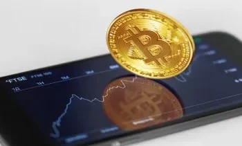 Resiliencia cripto: Bitcoin se mantiene en u$s81.000 y desafía la presión de los mercados globales.