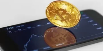 Resiliencia cripto: Bitcoin se mantiene en u$s81.000 y desafía la presión de los mercados globales.