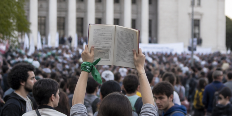 La UBA anticipa una Marcha Federal Universitaria “pacífica y multitudinaria” para mañana