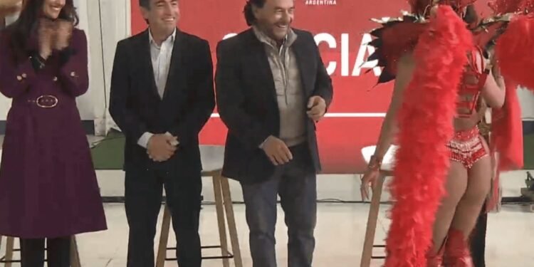 Celebración alegre: el inusual baile del gobernador Gustavo Sáenz tras el anuncio de vuelos a Río de Janeiro