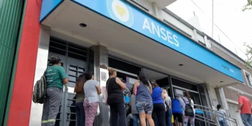 Aumento de jubilaciones y pensiones de ANSES en junio tras los datos de inflación