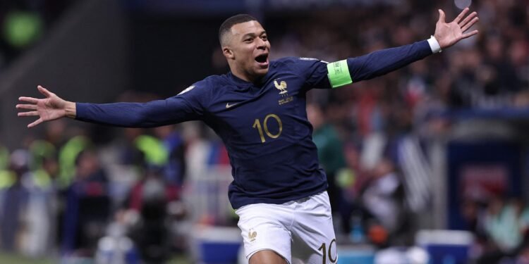 Tensión creciente en torno a Kylian Mbappé a una semana del debut en el Mundial: la advertencia de Dembélé y las críticas que recibe