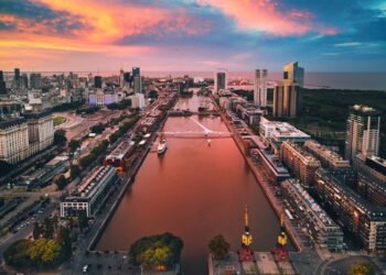 El alquiler de departamentos de tres ambientes en la Ciudad alcanza un promedio de $1.000.000, con Puerto Madero a la cabeza en precios