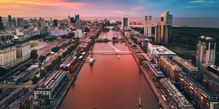 El alquiler de departamentos de tres ambientes en la Ciudad alcanza un promedio de $1.000.000, con Puerto Madero a la cabeza en precios