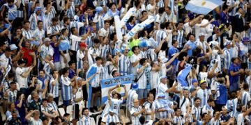 Se arriesgaron a convivir desconocidos para seguir a la Selección: “Decidimos confiar”