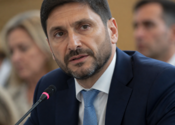 Maximiliano Pullaro: “Si Manuel Adorni formara parte de mi equipo, ya no tendría su cargo”