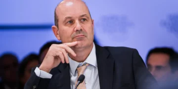 Federico Sturzenegger defiende el modelo económico argentino: “La Argentina odiaba las exportaciones”