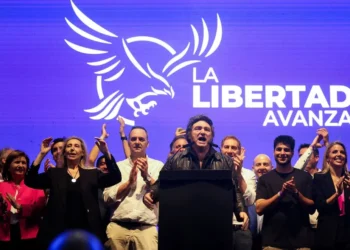 La Libertad Avanza modifica su enfoque en el Congreso y busca acuerdos para sus reformas