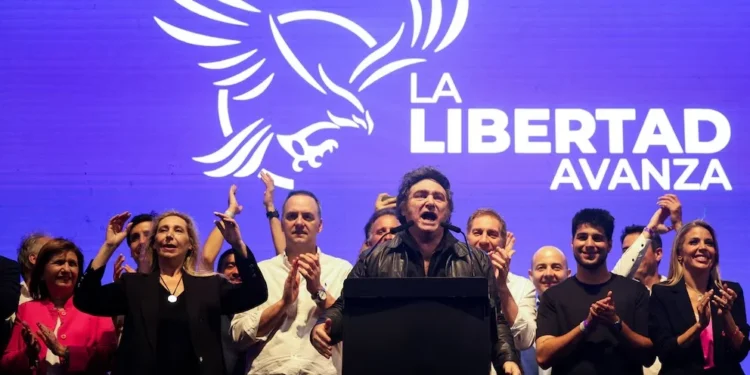 La Libertad Avanza modifica su enfoque en el Congreso y busca acuerdos para sus reformas