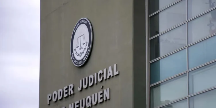 Imputado por golpear a un perro en Neuquén: se le ordena reparación económica y trabajo comunitario