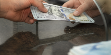 Cotización del dólar oficial y dólar blue hoy, lunes 27 de julio