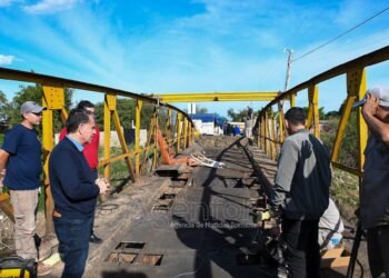 El gobierno de Insfrán retrasa la apertura de un puente prometido para habilitarse en una semana