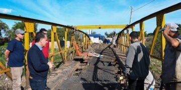 El gobierno de Insfrán retrasa la apertura de un puente prometido para habilitarse en una semana