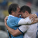 El conmovedor abrazo de los Dos Santos que impactó al fútbol uruguayo: padre e hijo rivales en la cancha, unidos en la emoción