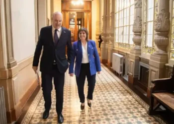 Bullrich evitó responsabilizar a Sturzenegger por la Ley de Propiedad Privada y solicitó al Gobierno enfocarse en proyectos más relevantes