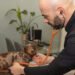 Alfredo Schmaedke, veterinario: “Cada vez más familias optan por una obra social para mascotas para ahorrar en consultas”