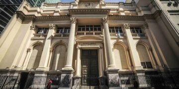 El Banco Central advirtió por cinco riesgos externos que podrían afectar la economía argentina