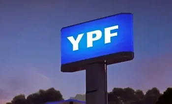 YPF presentó el proyecto Argentina LNG al RIGI: prevé una inversión de US$51.000 millones