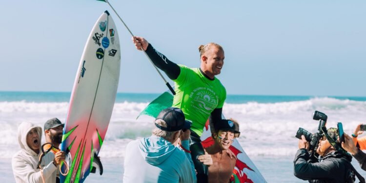 Llywelyn Williams: “Perdí una pierna a los 16 años y ahora soy cuatro veces campeón mundial de surf”