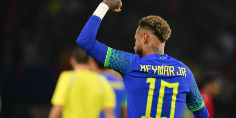 Conflictos y provocaciones: el tenso altercado entre Neymar y un presidente de club rival en Brasil