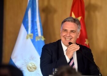Córdoba lanzó un programa para aliviar las deudas de las familias con créditos a tasas más bajas
