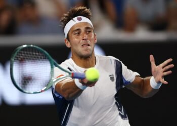 Tomás Etcheverry se despide del US Open tras caer ante Alex Michelsen