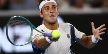 Tomás Etcheverry se despide del US Open tras caer ante Alex Michelsen