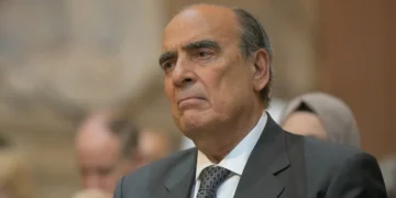 Una encuesta midió la imagen de 19 dirigentes: Francos quedó primero y Milei ocupó el octavo lugar