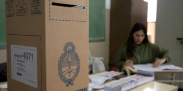 Reforma política: el oficialismo no logra cerrar acuerdos en el Senado y el debate vuelve a cuarto intermedio