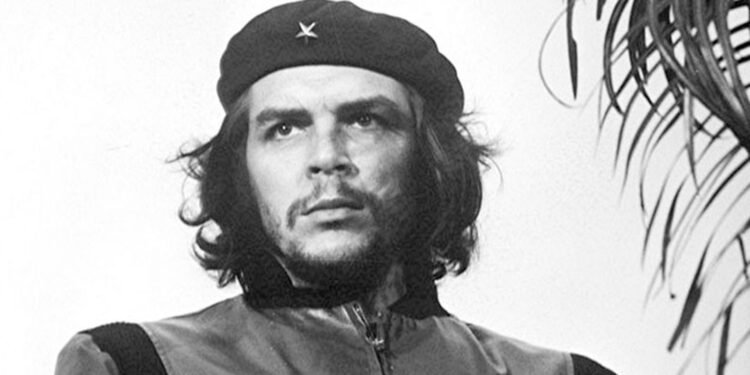 El recuerdo de un viaje secreto: cómo mi abuelo trajo al Che Guevara a la Argentina