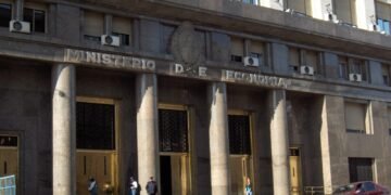 El Tesoro enfrenta una licitación de deuda con abundante liquidez y expectativa de rollover superior al 100%