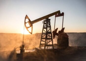 La tensión en el Estrecho de Ormuz se intensifica: el precio del petróleo se aproxima a los US$110