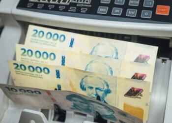 Los depósitos y préstamos en pesos cayeron en agosto y creció la preferencia por la liquidez