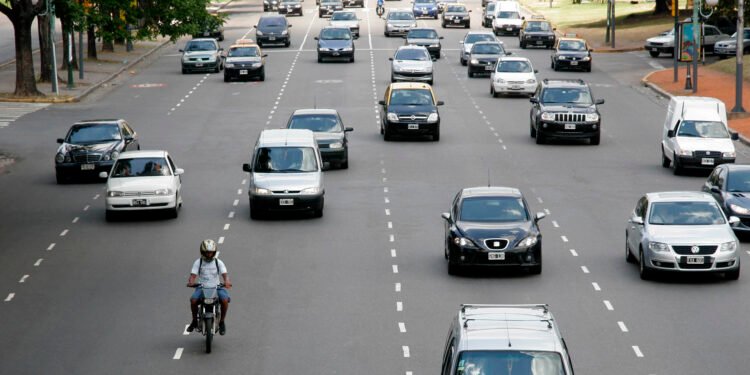La Ciudad anunció una baja histórica en Patentes: seis de cada diez autos pagarán menos en 2027