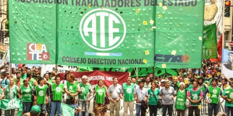 ATE suspendió el paro programado en los aeropuertos del país