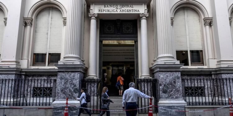 El BCRA lleva dos días sin comprar dólares por primera vez en 2026: qué pasó con las reservas