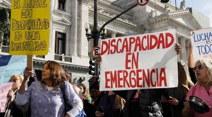 La oposición pidió una sesión especial en Diputados para debatir discapacidad y el DNU 70/23