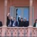 Milei se dirigió a los jóvenes desde el balcón junto a su Gabinete