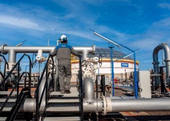 El CEO de YPF les anticipó a los inversores que se llevarán una “sorpresa” en 2027